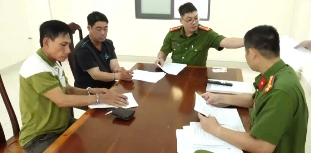 Khởi tố Chủ tịch và Phó Giám đốc Công ty vụ người đàn ông tử vong trên trụ điện ở Khánh Hòa