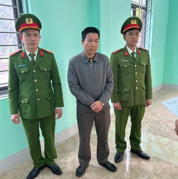 Một cán bộ Ban quản lý dự án đầu tư xây dựng ở Tuyên Quang bị khởi tố