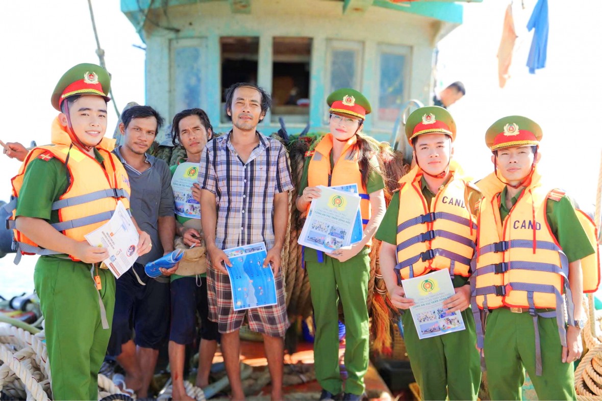 Công an tỉnh Cà Mau quyết tâm “xóa trắng” tàu cá vi phạm IUU