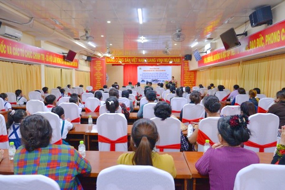 Công an tỉnh Cà Mau quyết tâm “xóa trắng” tàu cá vi phạm IUU