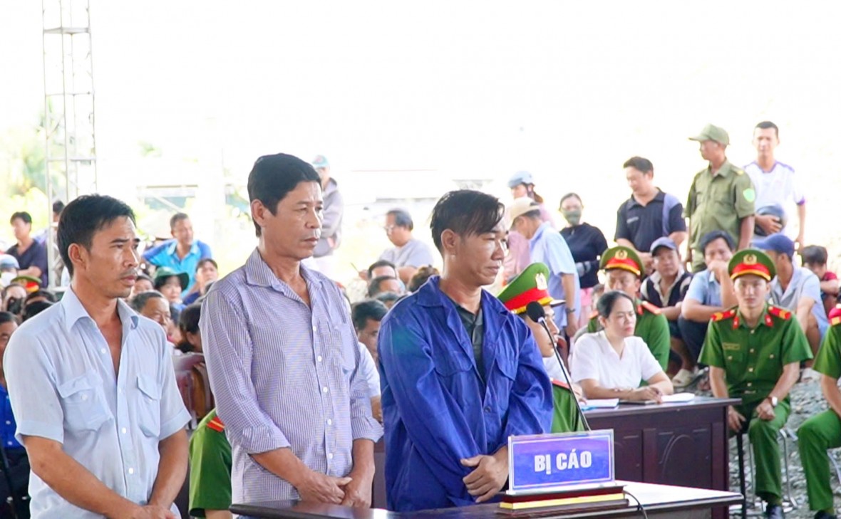 Công an tỉnh Cà Mau quyết tâm “xóa trắng” tàu cá vi phạm IUU