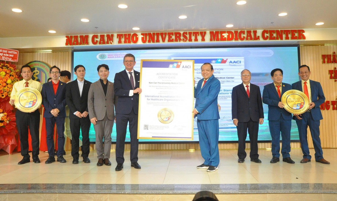 Bệnh viện Đại học Nam Cần Thơ đạt chứng nhận tiêu chuẩn chất lượng AACI Hoa Kỳ