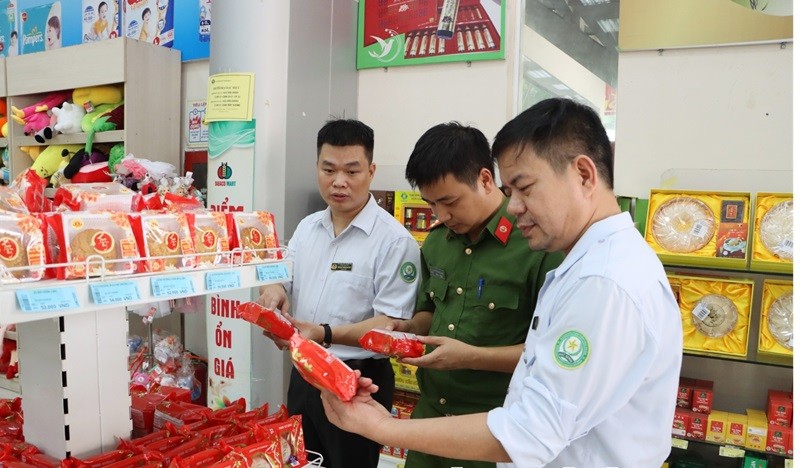 Ban Chỉ đạo liên ngành Trung ương về An toàn thực phẩm ban hành Kế hoạch: Bảo đảm an toàn thực phẩm Tết Nguyên đán Bính Ngọ và mùa Lễ hội Xuân 2026