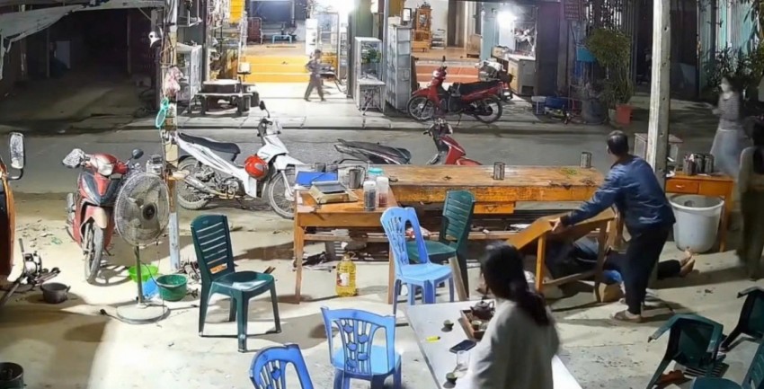 Điều tra nghi án vợ đâm chồng tử vong ở Lào Cai