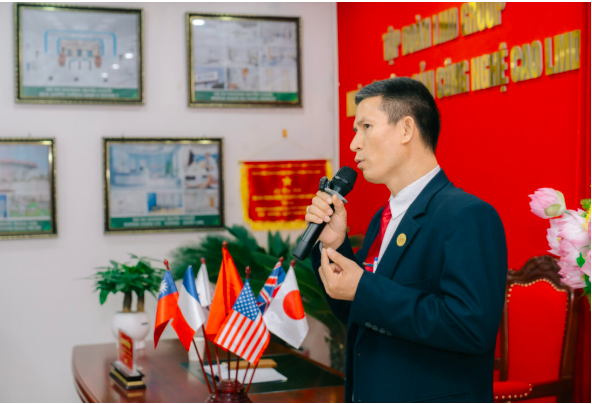 Chủ tịch dự án truyền thông- Người giữ ngọn lửa cho Tổ chức kết nối Doanh nhân toàn cầu LMD Chủ tịch dự án truyền thông- Người giữ ngọn lửa cho Tổ chức kết nối Doanh nhân toàn cầu LMD