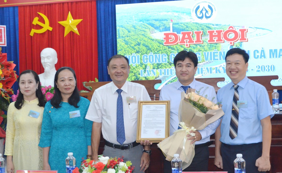 Dấu mốc mới cho tổ chức nghề nghiệp Công chứng ở Cà Mau sau hợp nhất