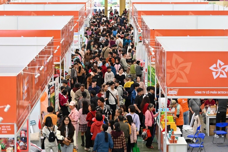 Cảnh báo mạo danh Ban Tổ chức Hội chợ Mùa Xuân để trục lợi Cảnh báo mạo danh Ban Tổ chức Hội chợ Mùa Xuân để trục lợi