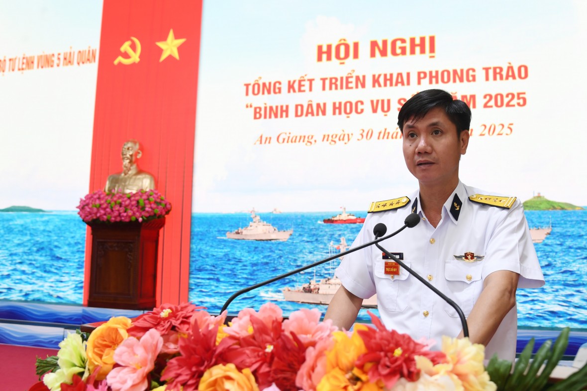 Vùng 5 Hải quân tổng kết phong trào “Bình dân học vụ số” năm 2025 Vùng 5 Hải quân tổng kết phong trào “Bình dân học vụ số” năm 2025
