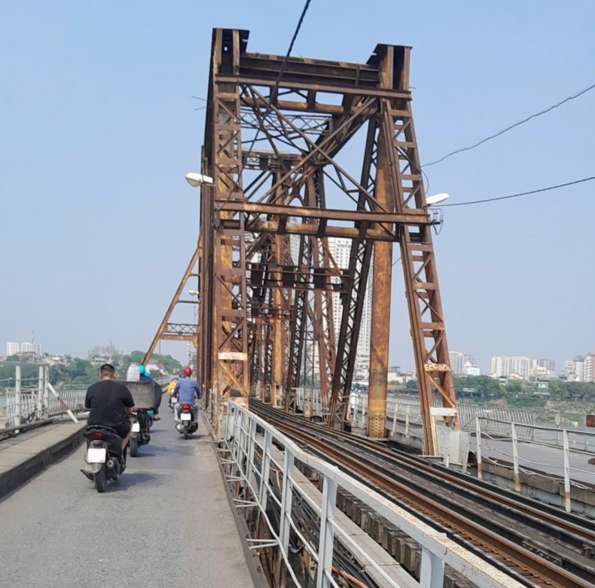 Hình cảnh cầu Long Biên sau 2 tháng sửa chữa
