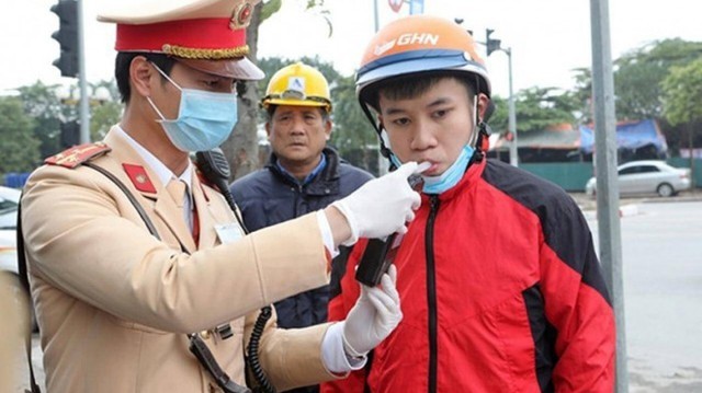 Hơn 3.300 trường hợp vi phạm nồng độ cồn ngày thứ 2 nghỉ Tết Dương lịch