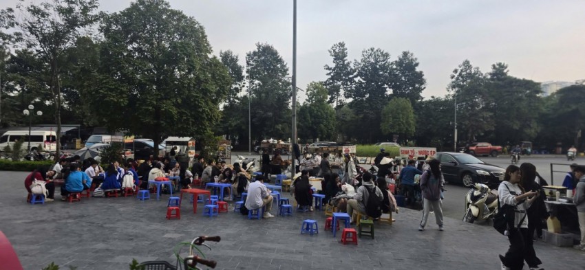 Lấn chiếm lòng đường, vỉa hè tại phường Phú Diễn: Bức xúc cộng đồng và nỗ lực lập lại trật tự đô thị của Hà Nội