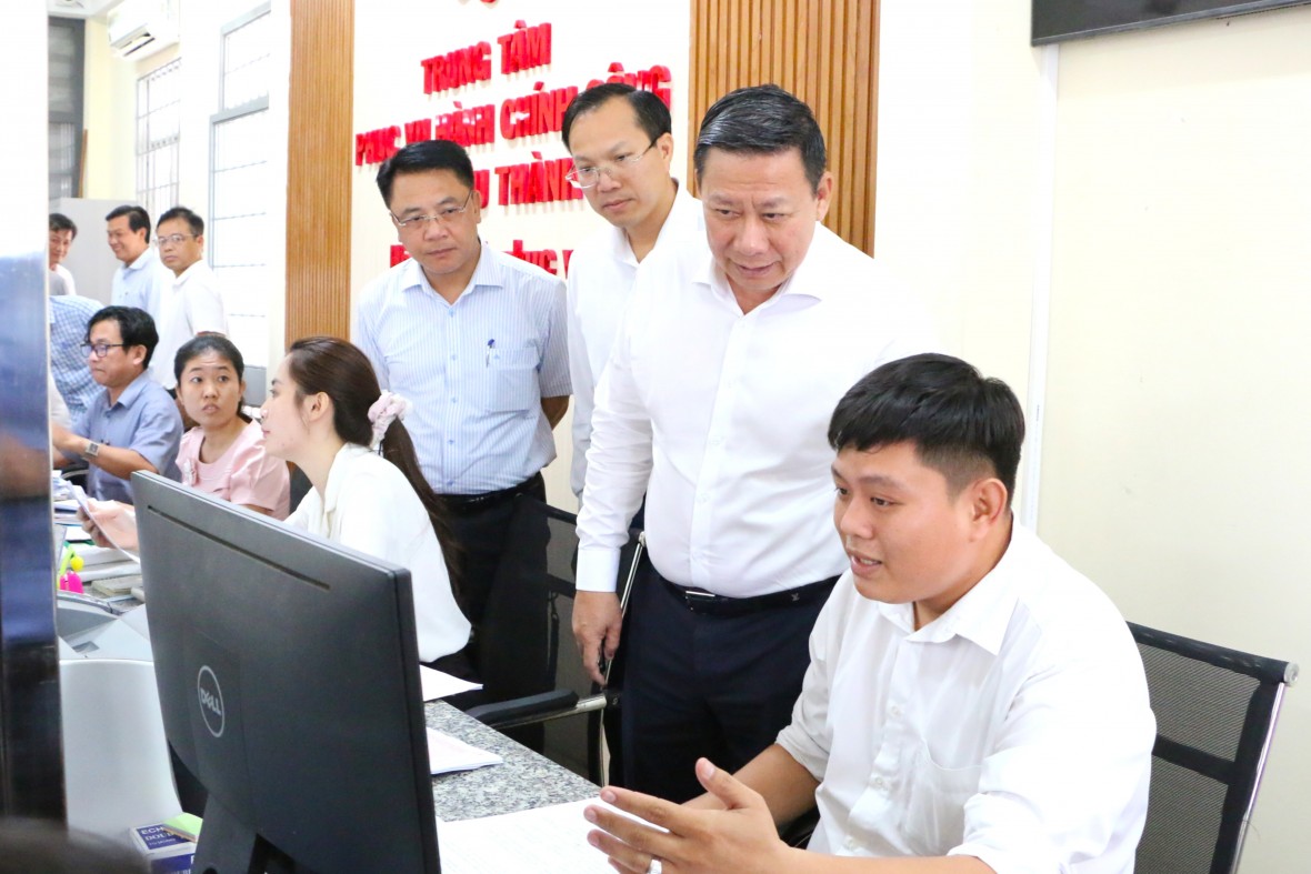 Tây Ninh đẩy mạnh phát triển chính quyền số, kinh tế số, xã hội