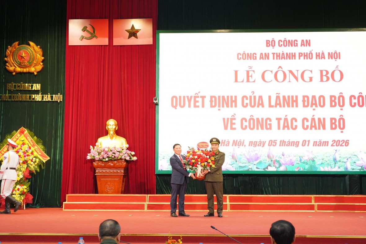 Đại tá Nguyễn Tiến Đạt giữ chức Thủ trưởng Cơ quan An ninh điều tra Công an TP Hà Nội