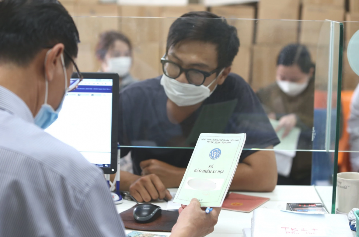 Bộ Y tế ban hành danh mục 35 bệnh nghề nghiệp được hưởng BHXH Bộ Y tế ban hành Thông tư 60/2025/TT-BYT quy định về danh mục bệnh nghề nghiệp được hưởng BHXH.