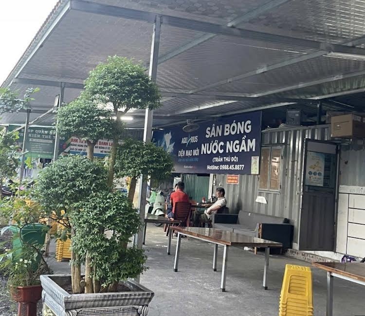 Hà Nội: “Sân bóng Nước ngầm” trái phép trên đất dự án?