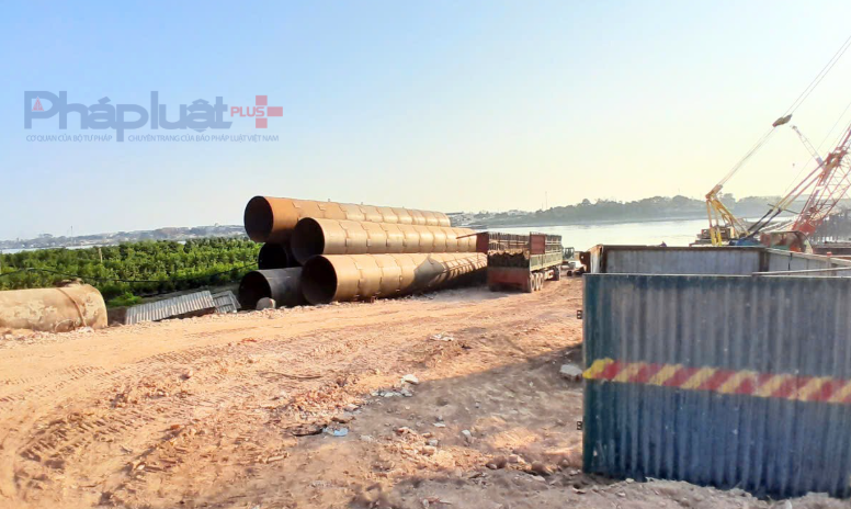 Cận cảnh đại công trường cầu Mễ Sở gần 4.900 tỷ đồng nối Hà Nội với Hưng Yên Cận cảnh đại công trường cầu Mễ Sở gần 4.900 tỷ đồng nối Hà Nội với Hưng Yên