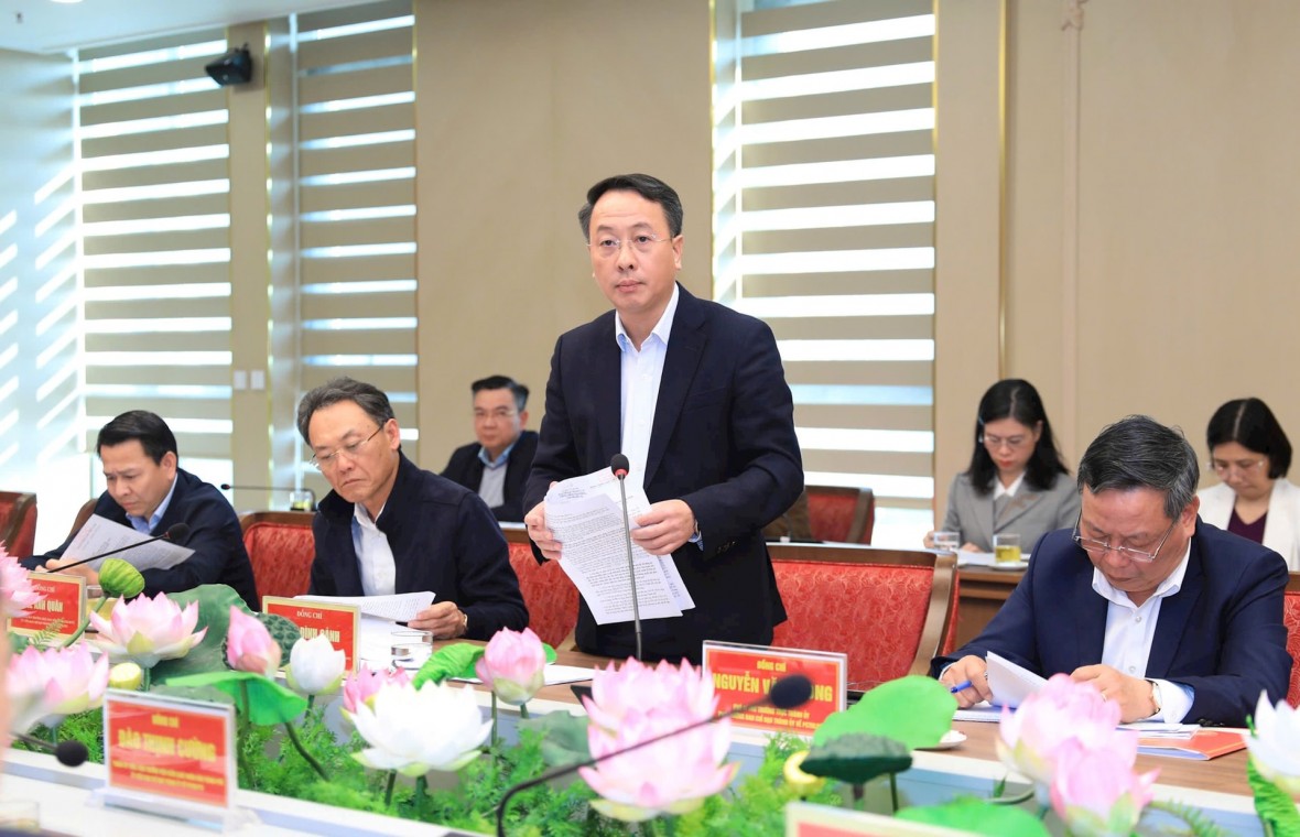 Phát hiện sớm, xử lý kịp thời, nghiêm minh các vụ án, vụ việc tham nhũng, lãng phí, tiêu cực