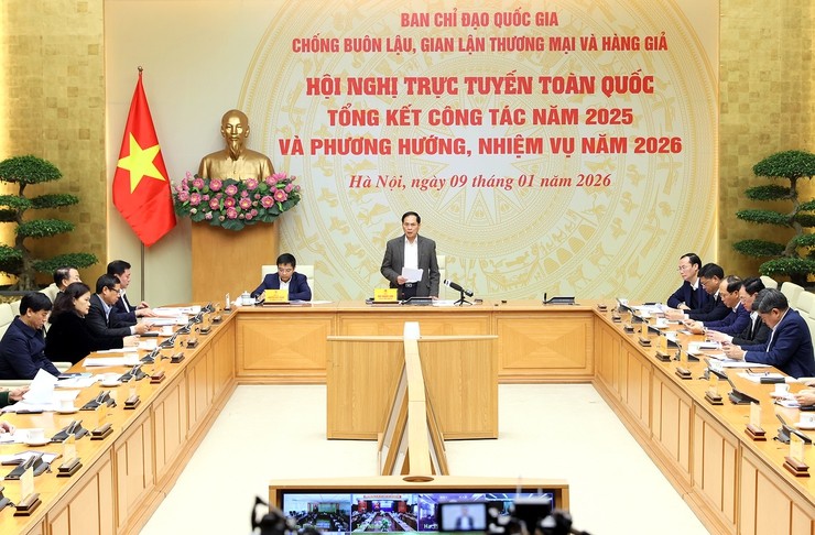 Quyết liệt đấu tranh, ngăn chặn buôn lậu, gian lận thương mại