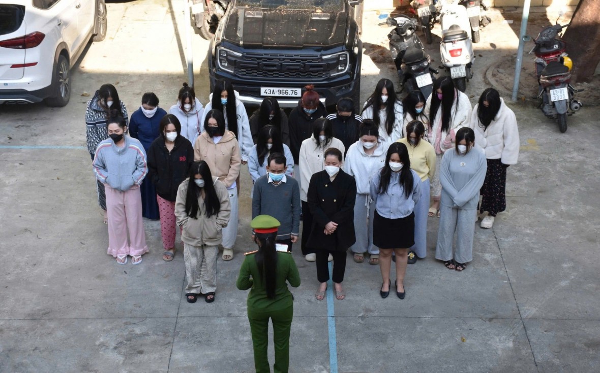 Triệt xóa 2 tụ điểm hoạt động mại dâm quy mô lớn ở Đà Nẵng