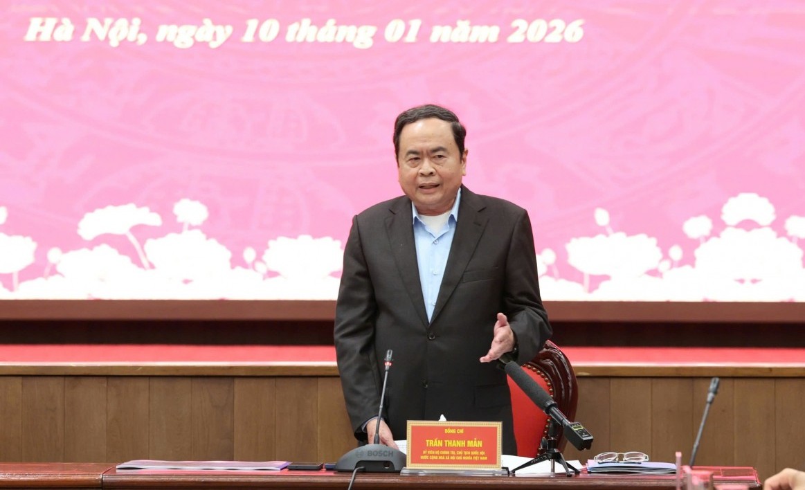 Hoàn thiện thể chế, chuẩn bị đầy đủ nguồn lực để Hà Nội phát triển bứt phá