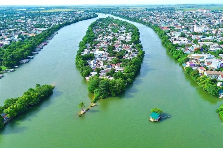 Cồn Hến có hơn 1.000 hộ dân đang sinh sống.