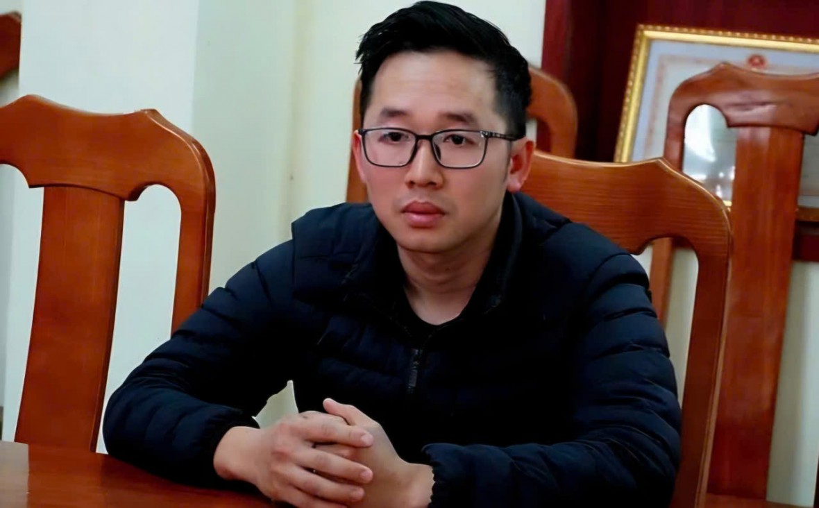 Triệt phá đường dây buôn bán mỹ phẩm giả trên mạng, thu giữ hơn 25 tấn hàng