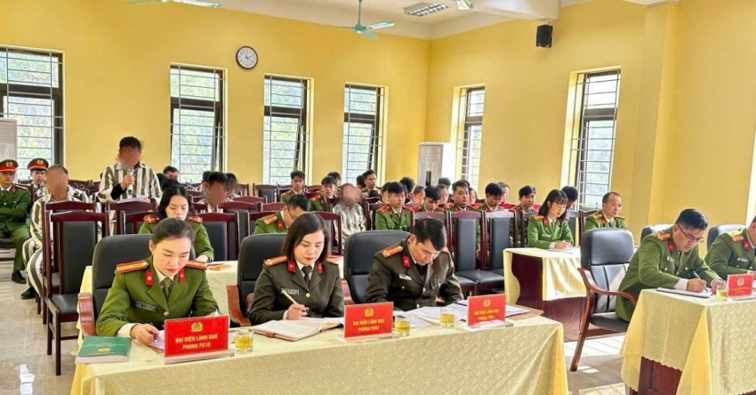 Trại tạm giam Công an tỉnh Cao Bằng tổ chức hội nghị đối thoại với phạm nhân