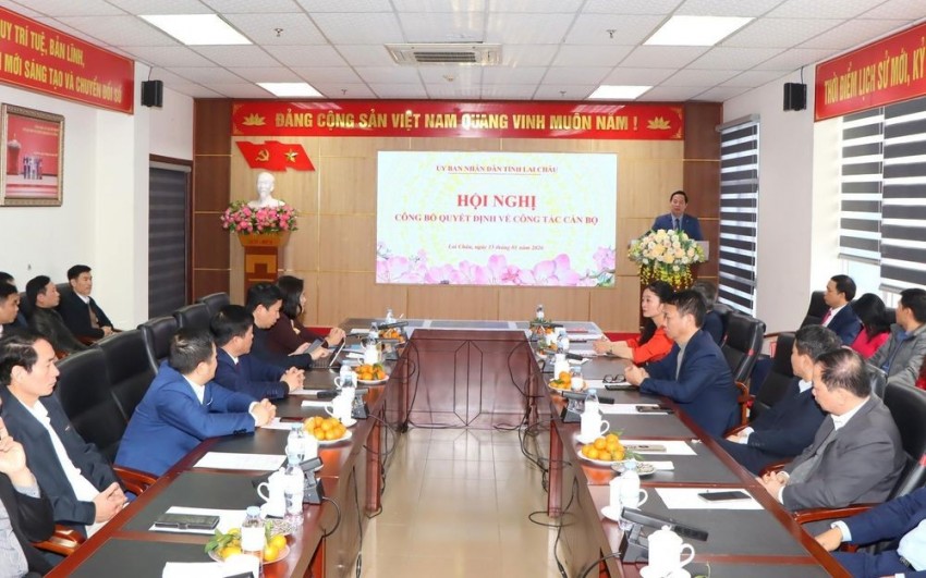 Ông Dương Đình Đức giữ chức Giám đốc Sở Khoa học và Công nghệ tỉnh Lai Châu