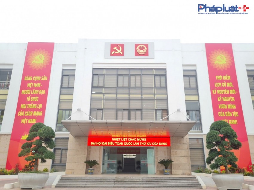 Phường Xuân Phương rực rỡ cờ hoa chào mừng Đại hội Đại biểu toàn quốc lần thứ XIV của Đảng