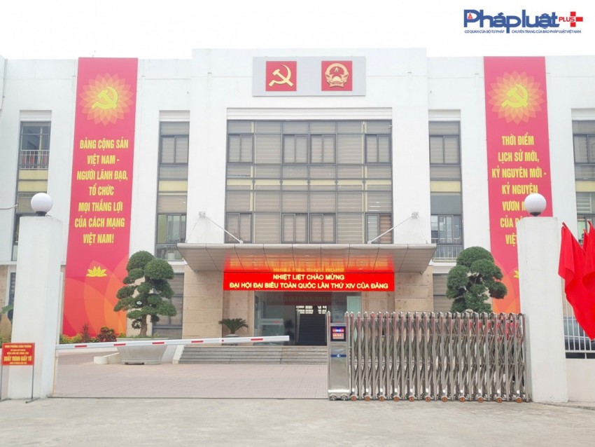 Phường Xuân Phương rực rỡ cờ hoa chào mừng Đại hội Đại biểu toàn quốc lần thứ XIV của Đảng