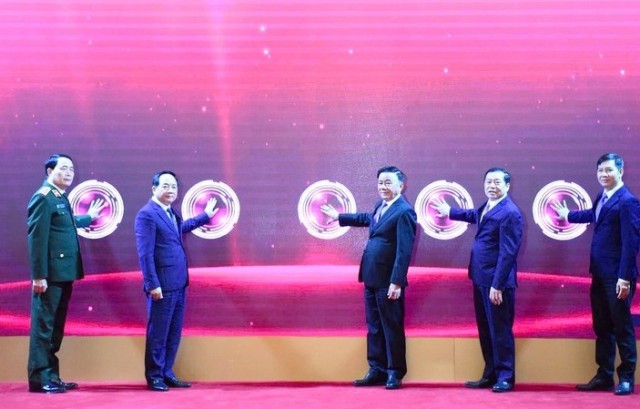 Ra mắt ứng dụng di động Tuyên giáo và Dân vận