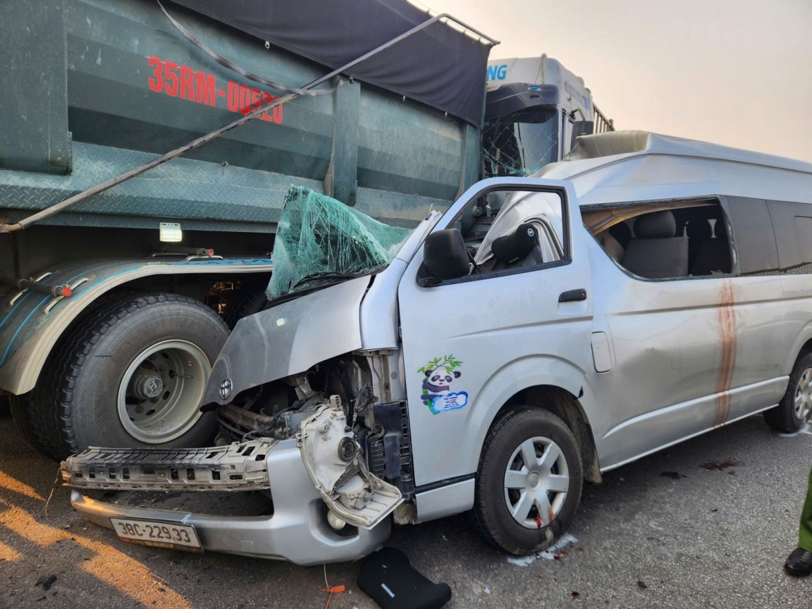 Khởi tố vụ tai nạn giao thông khiến 10 người thương vong ở Thanh Hoá