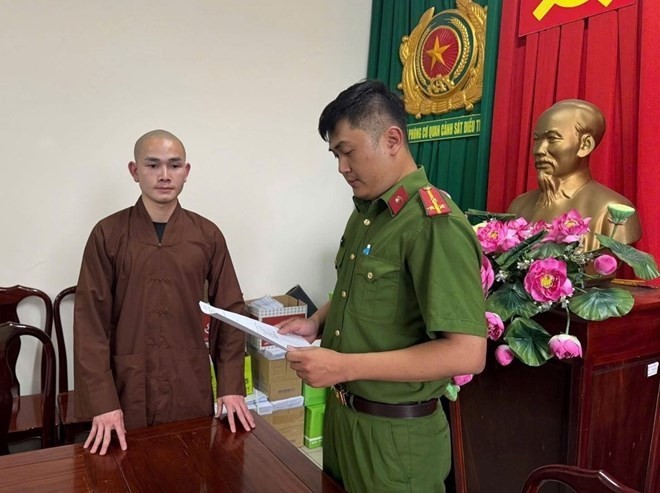 Chủ kênh TikTok có 1,2 triệu follower bị khởi tố Chủ kênh TikTok có 1,2 triệu follower bị khởi tố