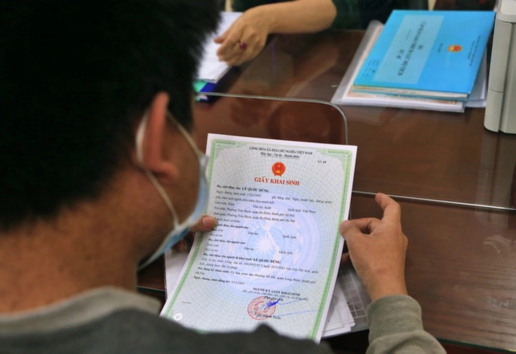 Đơn giản hóa thủ tục hộ tịch: Ưu tiên khai thác dữ liệu điện tử thay thế bản giấy