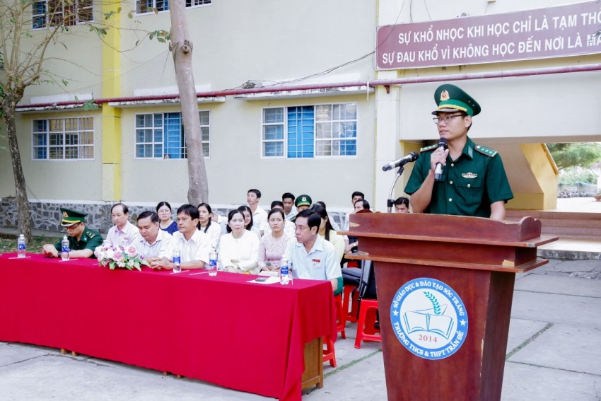 BĐBP Cần Thơ tuyên truyền pháp luật cho Hơn 1.000 học sinh vùng biên giới biển BĐBP Cần Thơ tuyên truyền pháp luật cho Hơn 1.000 học sinh vùng biên giới biển