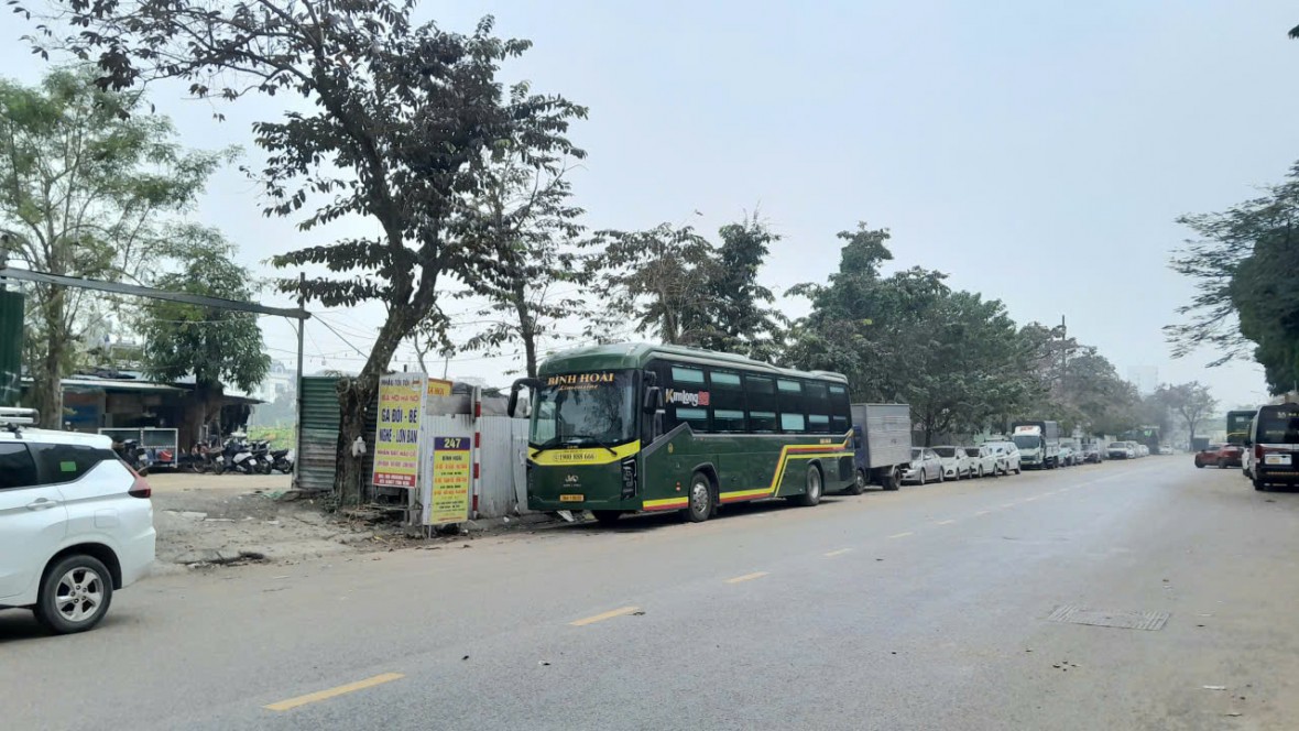 Nhếch nhác dự án gần 2 thập kỷ chưa triển khai bên cạnh trụ sở UBND phường Hoàng Mai Nhếch nhác dự án gần 2 thập kỷ chưa triển khai bên cạnh trụ sở UBND phường Hoàng Mai