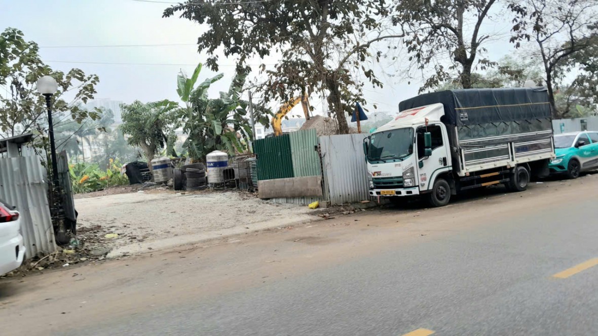 Nhếch nhác dự án gần 2 thập kỷ chưa triển khai bên cạnh trụ sở UBND phường Hoàng Mai Nhếch nhác dự án gần 2 thập kỷ chưa triển khai bên cạnh trụ sở UBND phường Hoàng Mai