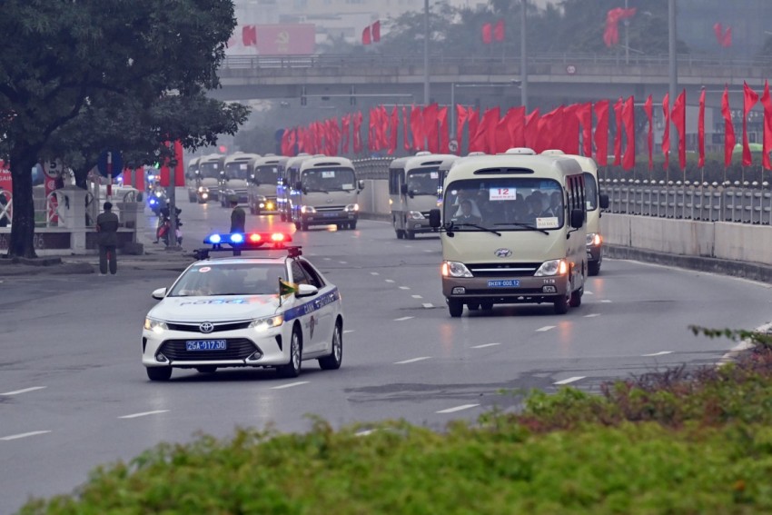 Thực hiện nghiêm chỉ đạo của Bộ Công an và lãnh đạo TP, Công an Hà Nội quyết tâm bảo vệ tuyệt đối an toàn Đại hội Đảng toàn quốc lần thứ XIV. Thực hiện nghiêm chỉ đạo của Bộ Công an và lãnh đạo TP, Công an Hà Nội quyết tâm bảo vệ tuyệt đối an toàn Đại hội Đảng toàn quốc lần thứ XIV.