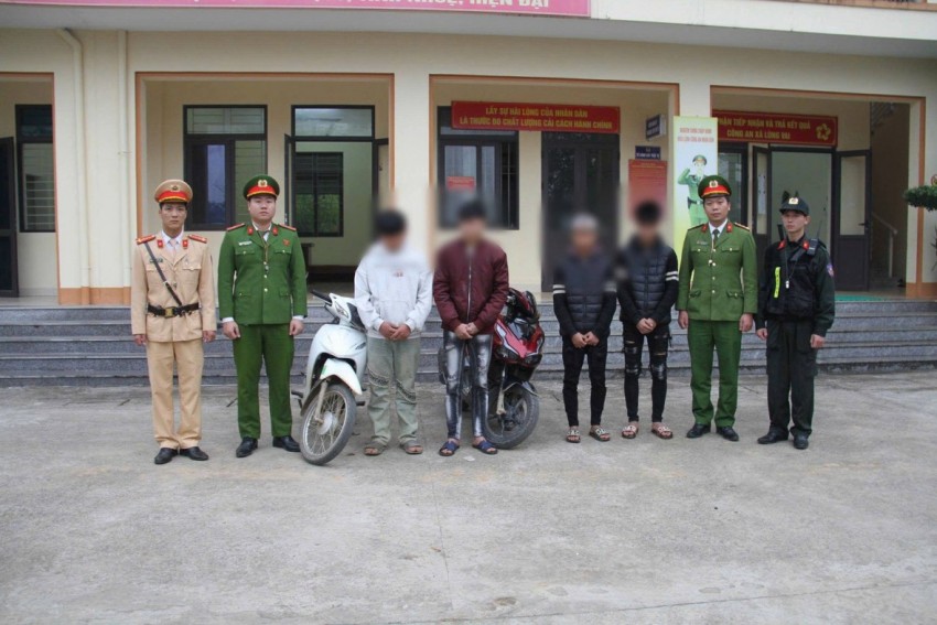 Xử phạt nhóm thanh thiếu niên lạng lách, đánh võng, bốc đầu xe