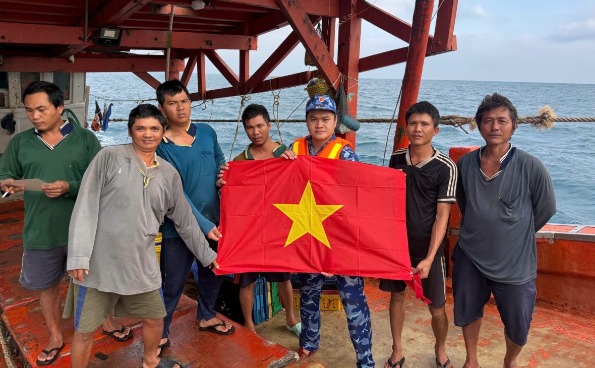 Cao điểm giữ vững bình yên biển đảo Tây Nam trong kỳ Đại hội Đảng tại BTL Vùng Cảnh sát biển 4