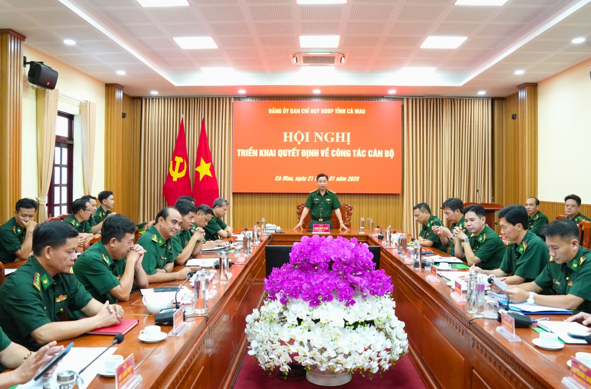 BĐBP Cà Mau kịp thời chống chế nhiều vụ cháy tàu cá, bảo đảm an toàn cho ngư dân, vững vàng nơi tuyến biển