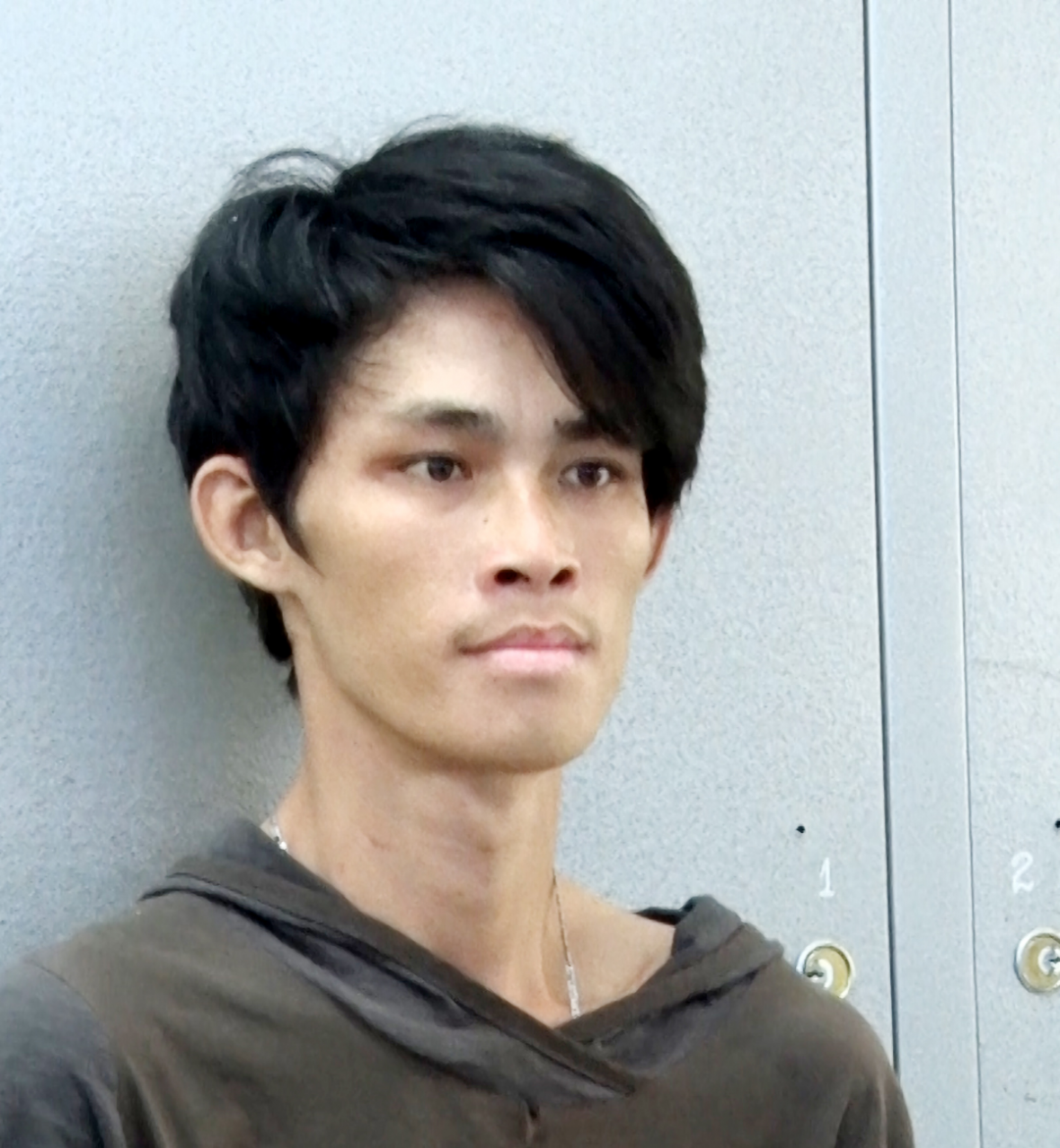 Đôi bạn nghiện ma túy, rủ nhau đi trộm cắp dây điện thì bị bắt quả tang