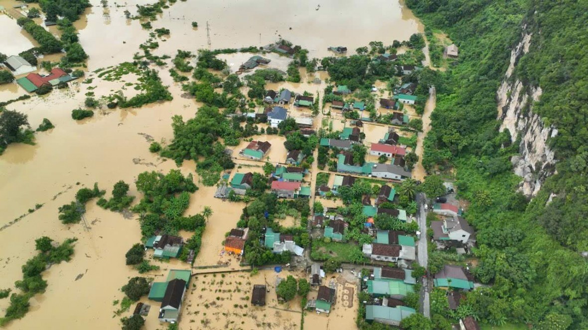 Mưa lũ khiến nhiều ngôi nhà người dân tại Nghệ An bị hư hỏng toàn bộ.