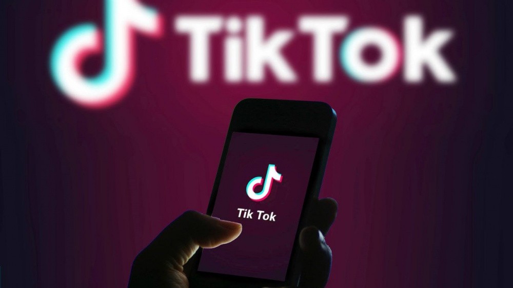 Vi phạm 4 lỗi, Tiktok bị xử phạt 880 triệu đồng.