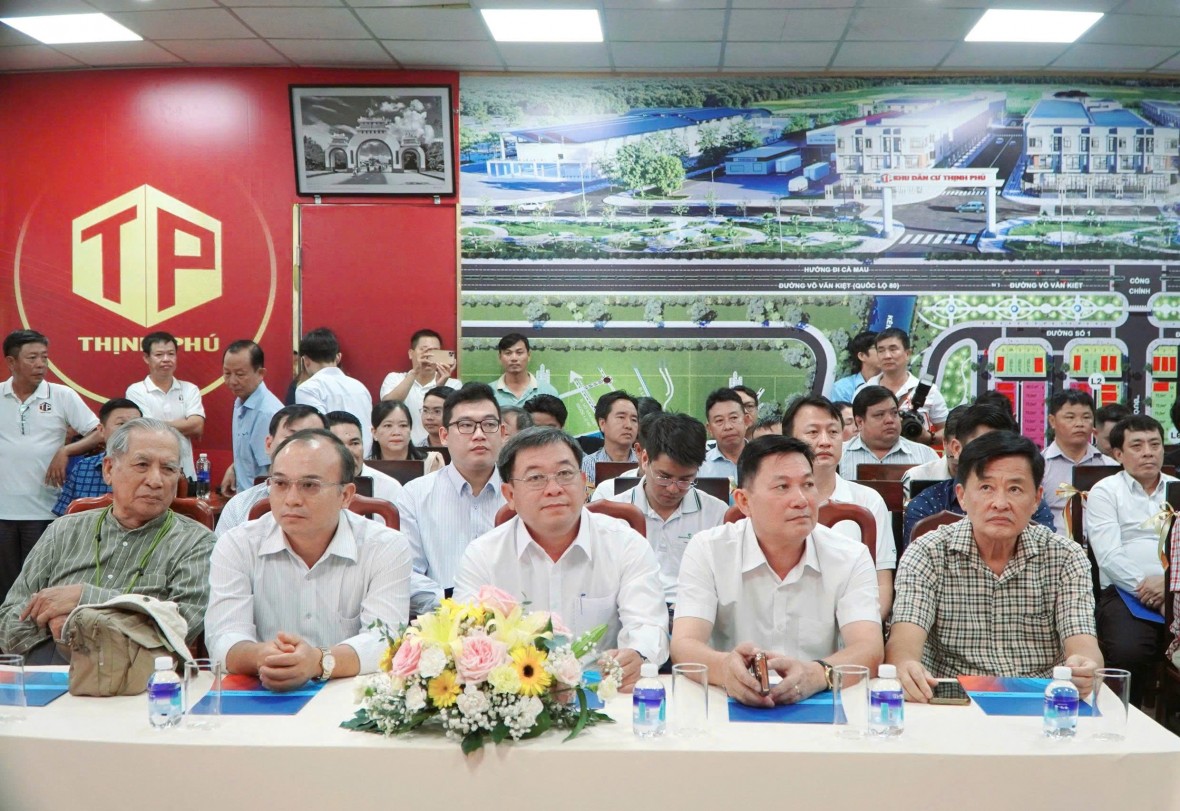 Mở bán 99 căn nhà phố hiện đại tại dự án KDC Thịnh Phú