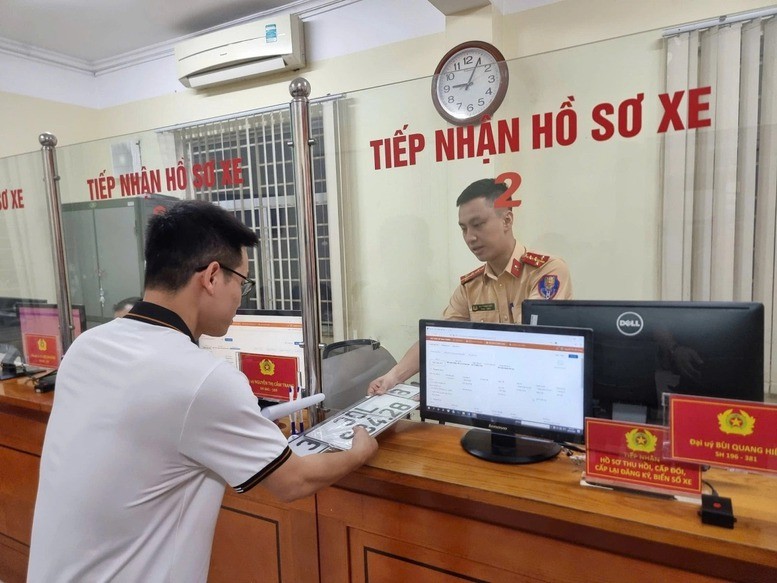 Trường hợp được miễn lệ phí đăng ký xe