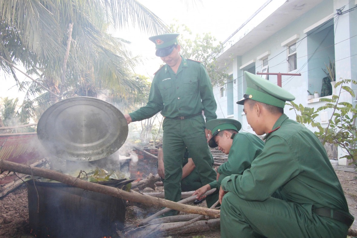 Xuân biên cương hải đảo – Tết thắm tình quân dân nơi biên giới biển Cà Mau