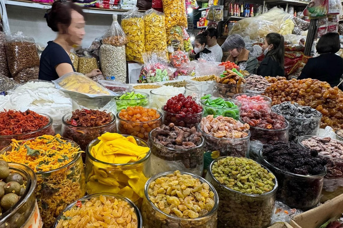 Nhiều mặt hàng trên thị trường tiềm ẩn nguy cơ mất vệ sinh, an toàn thực phẩm. (Ảnh: PV) Nhiều mặt hàng trên thị trường tiềm ẩn nguy cơ mất vệ sinh, an toàn thực phẩm. (Ảnh: PV)