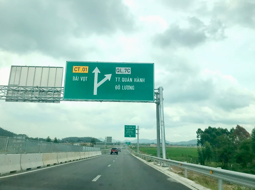 Dự kiến 5 tuyến cao tốc sẽ thu phí sau Tết Nguyên đán