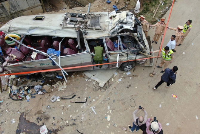 Hiện trường một vụ tai nạn xe khách ở Lào Cai hồi cuối năm 2025 khiến 9 người tử vong